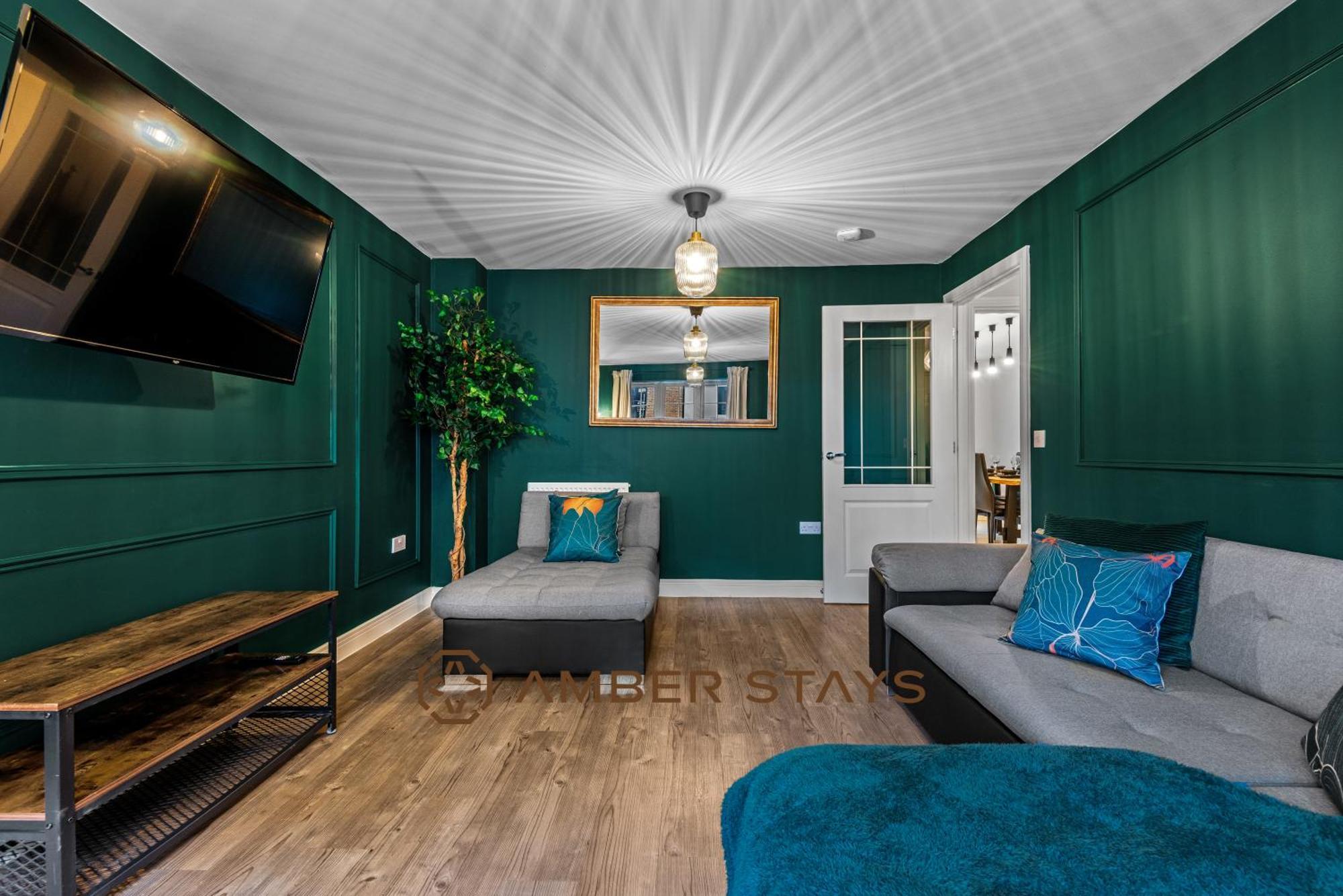 Spacious 5 Bed House In Reading By Amber Stays, Perfect For Business & Contractors, Sleeps 12! 외부 사진